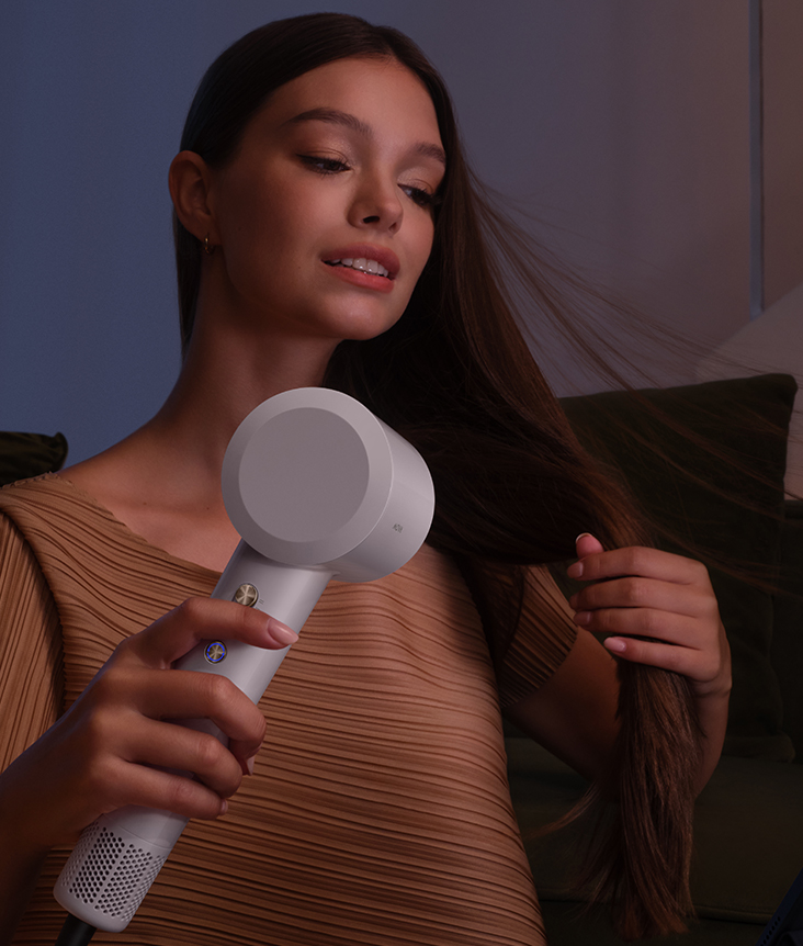 Trouver Turbo High-Speed Hair Dryer Trouver Turbo High-Speed Hair Dryer